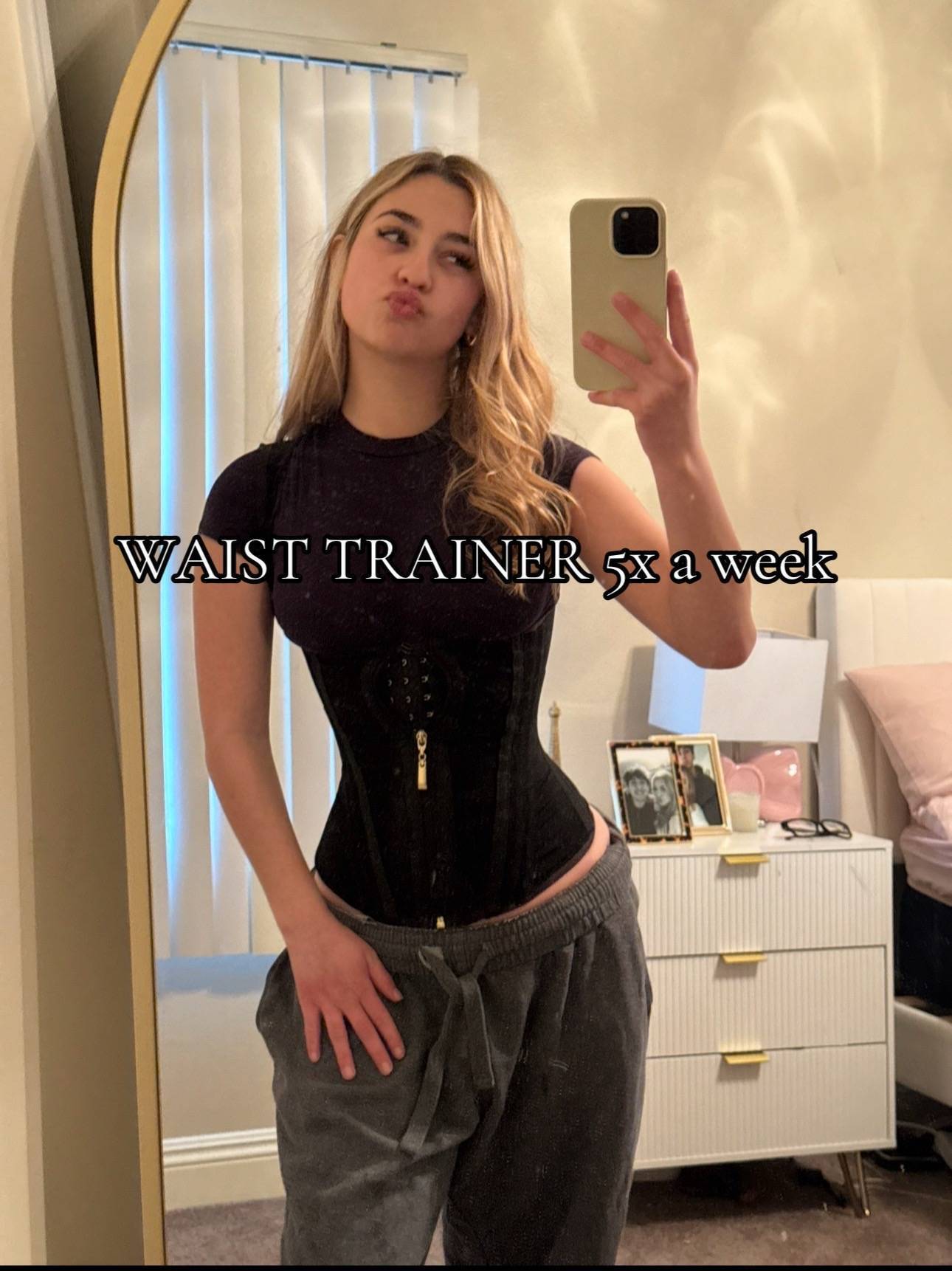 HourGlass™ Waist Trainer ⌛ - Revvora